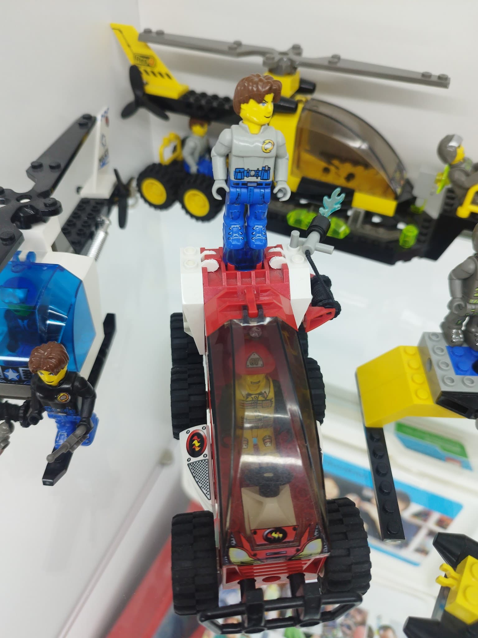 LEGO 4605 Fire Response SUV