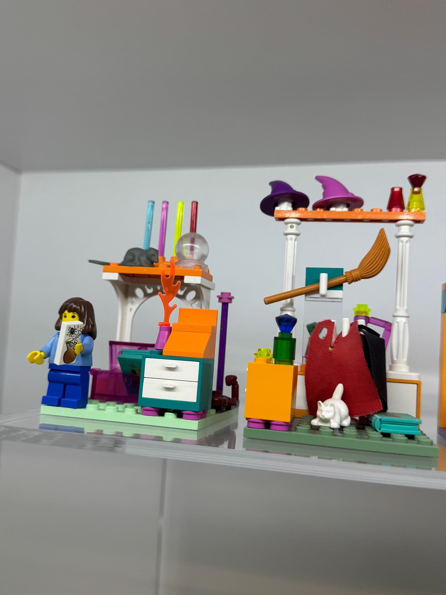 LEGO 4723 Diagon Alley Shops