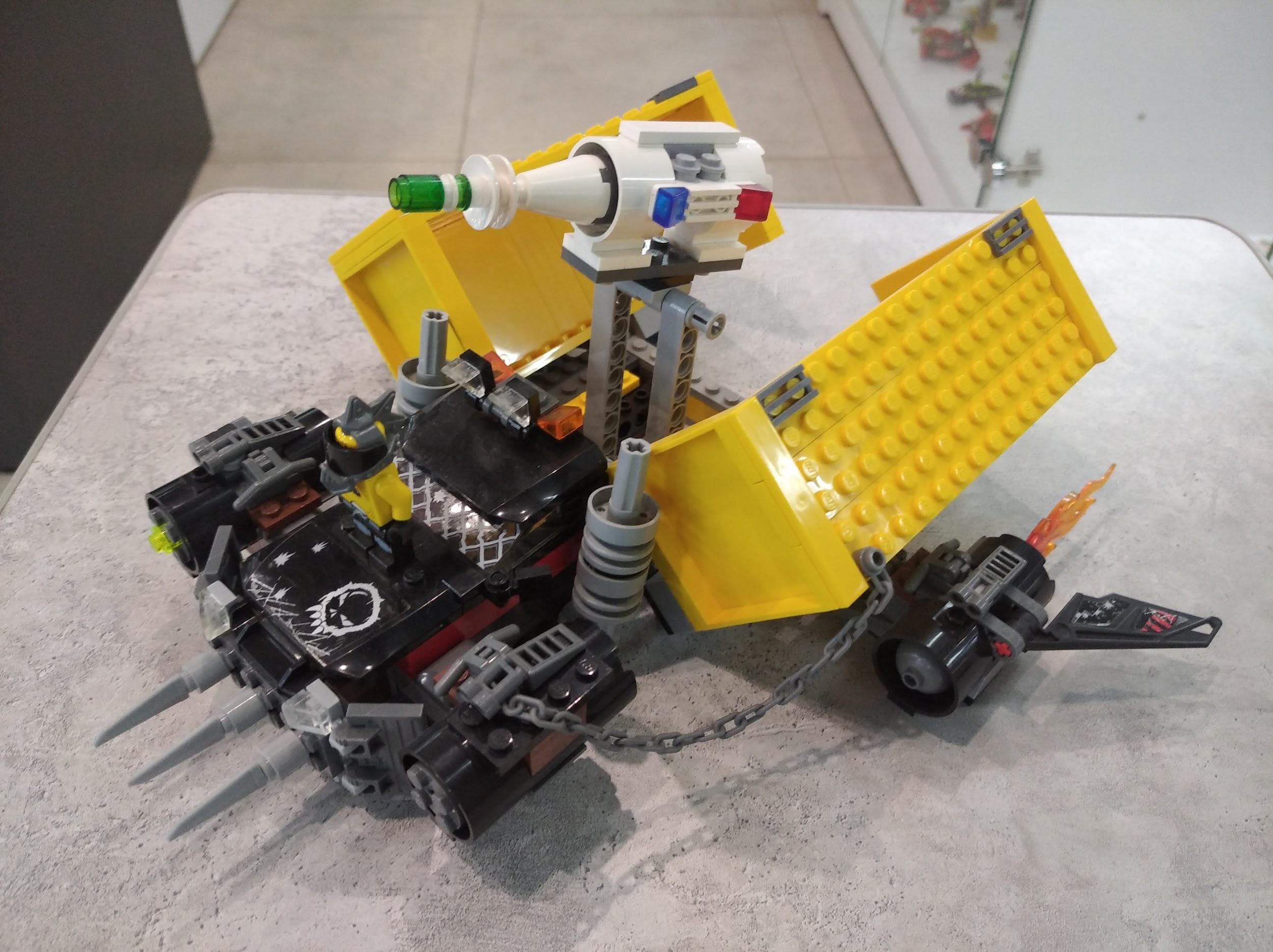 LEGO 5972 Container Heist