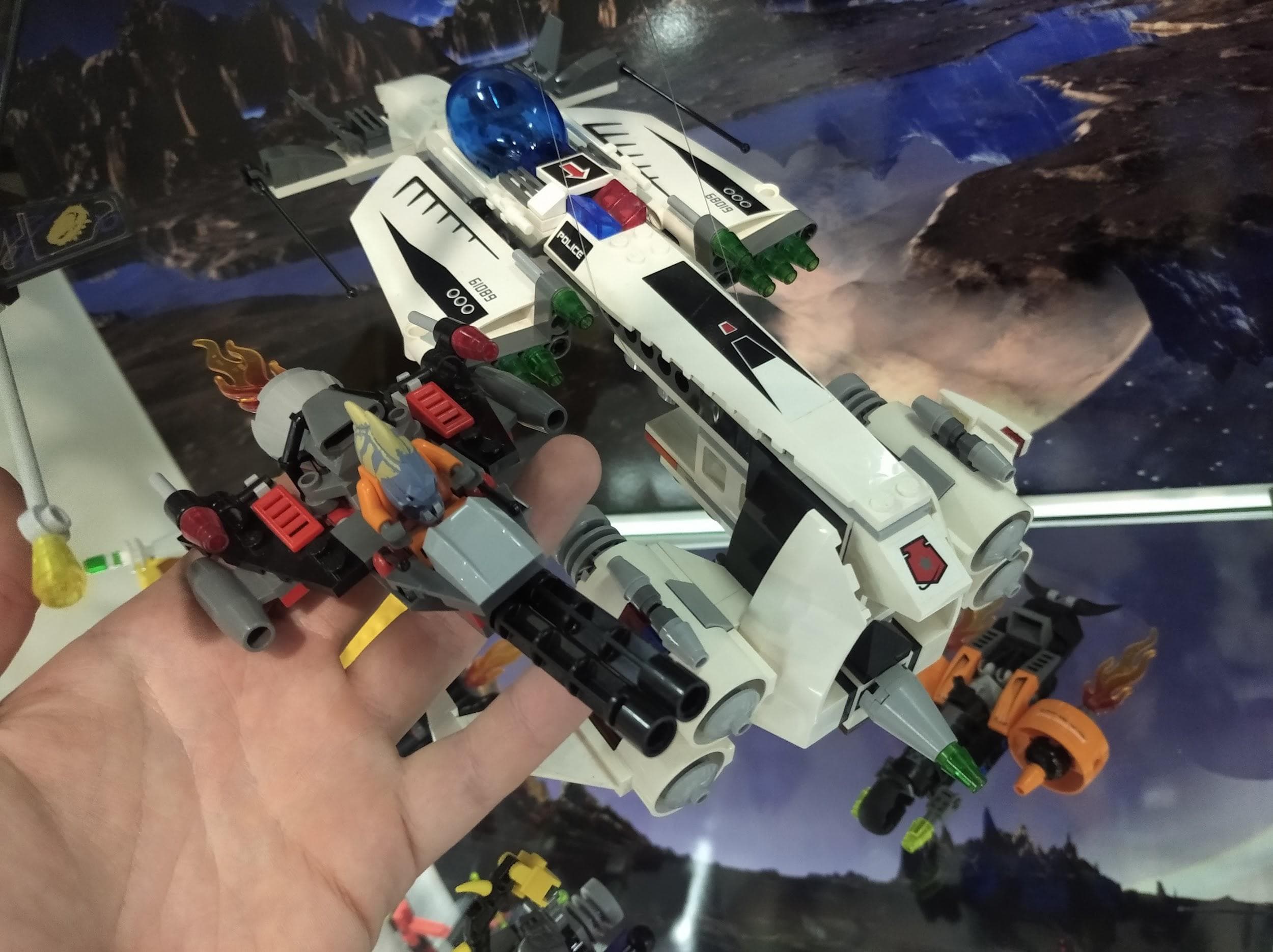 LEGO 5983 Undercover Cruiser