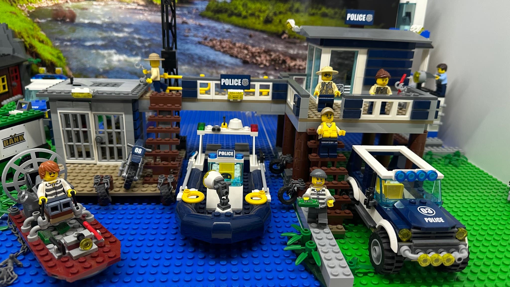 LEGO 60069 Swamp Police Station