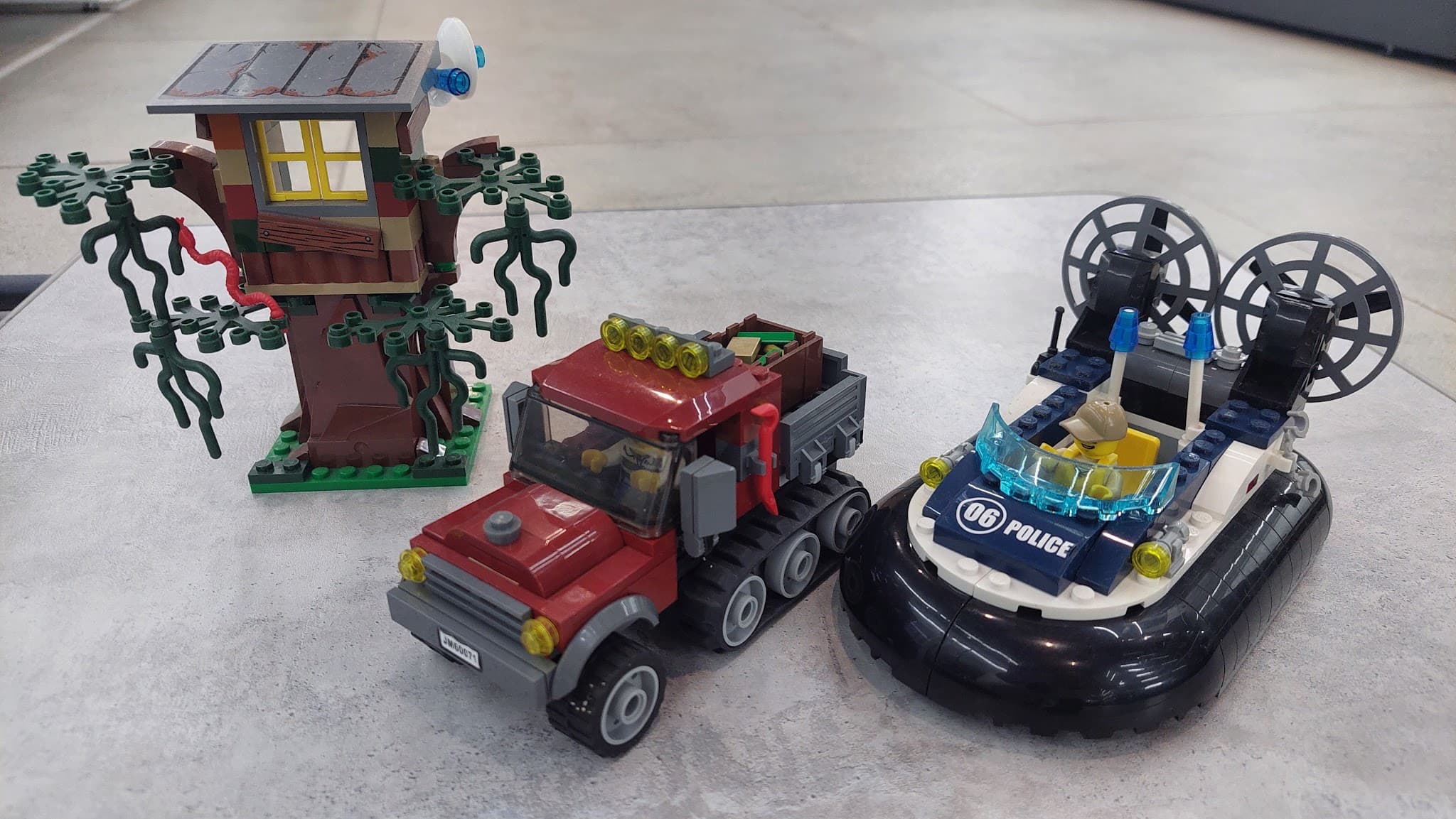 LEGO 60071 Hovercraft Arrest