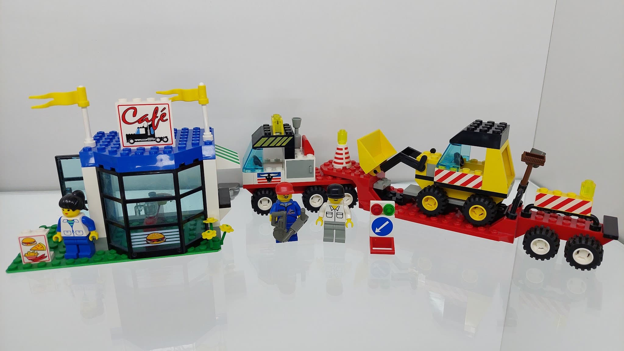 LEGO 6329 Truck Stop