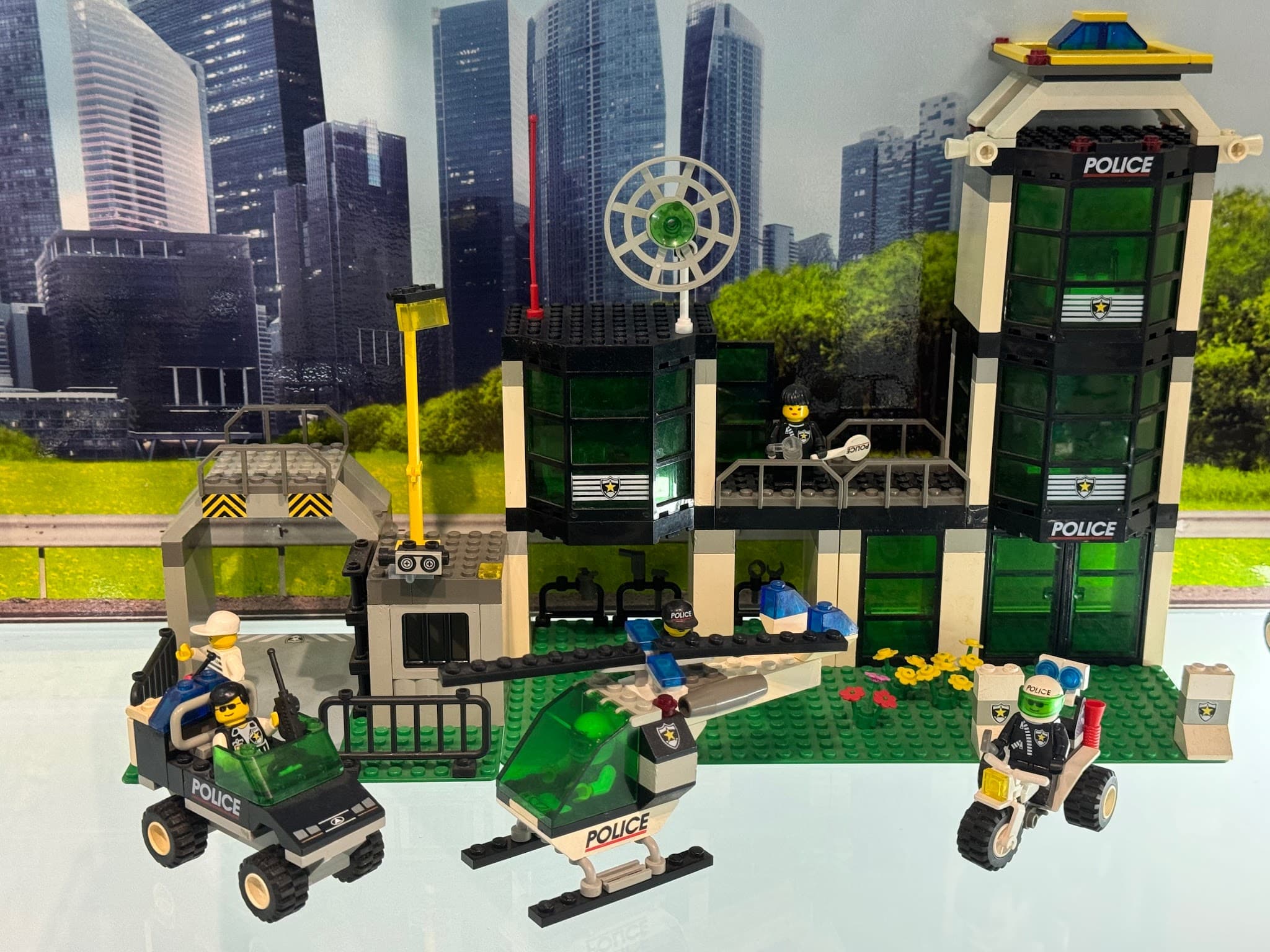 LEGO 6332 Command Post Central