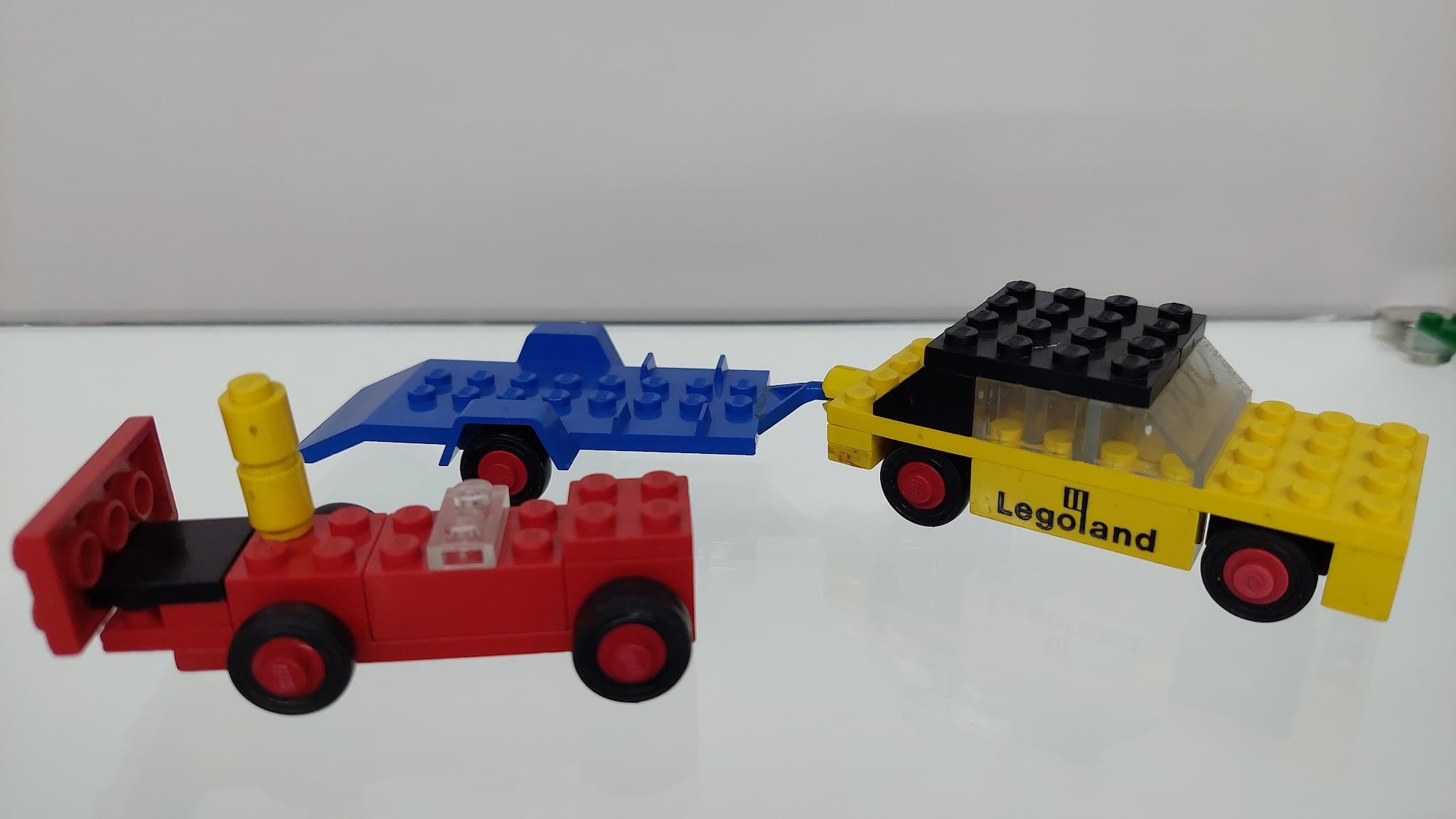 LEGO 650 Car with trailer and racing car