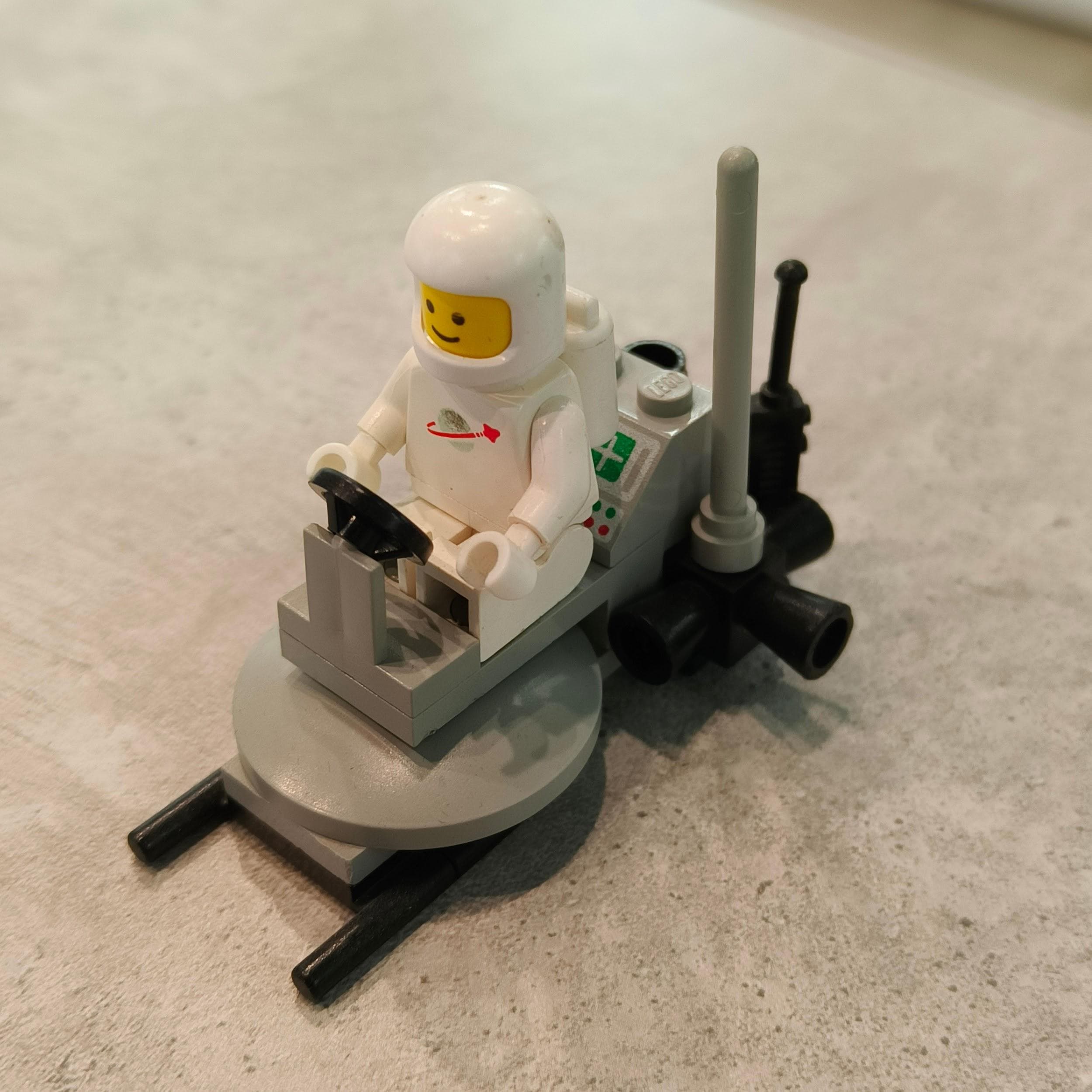 LEGO 6801 Space Scooter