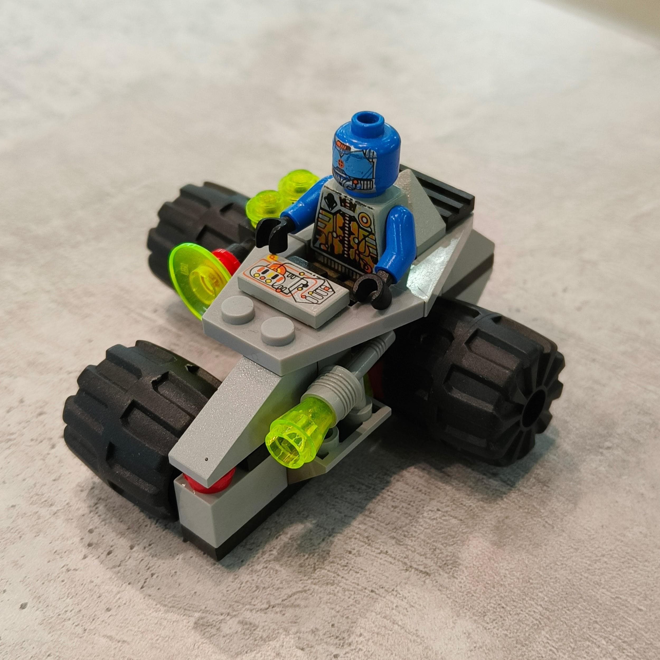 LEGO 6818 Cyborg Scout