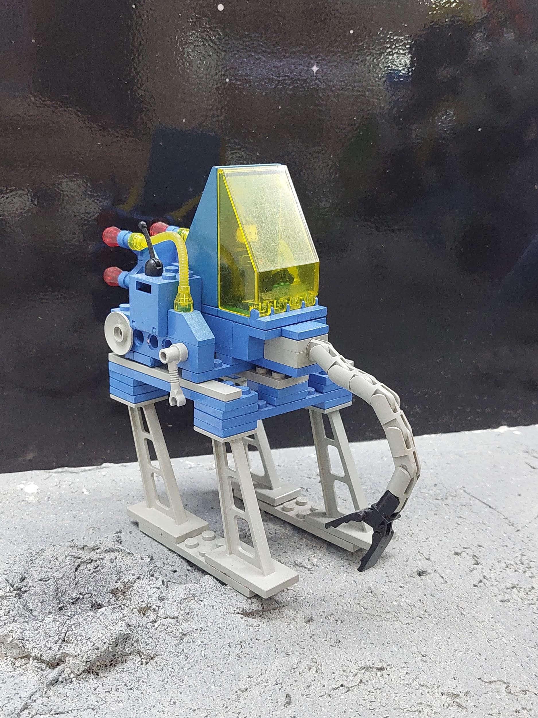 LEGO 6882 Walking Astro Grappler