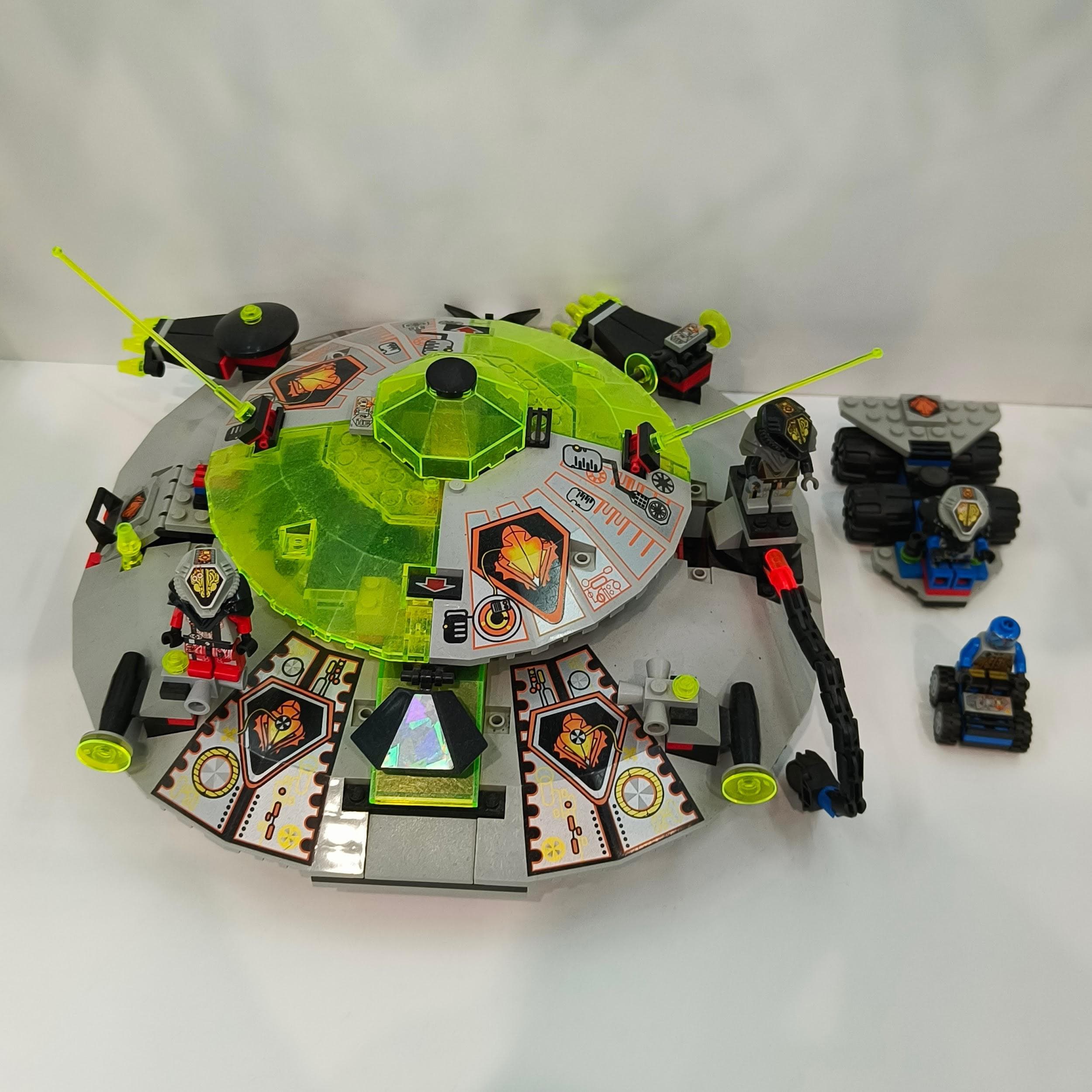 LEGO 6975 Alien Avenger