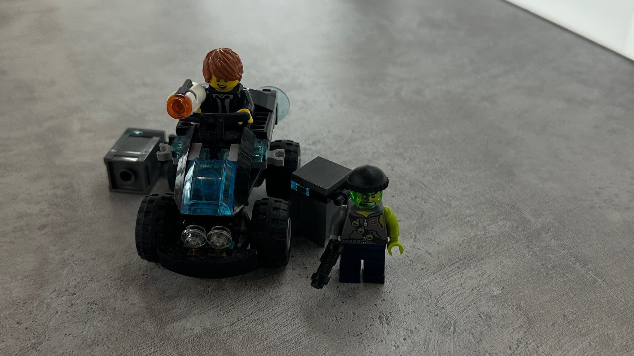 LEGO 70160 Riverside Raid