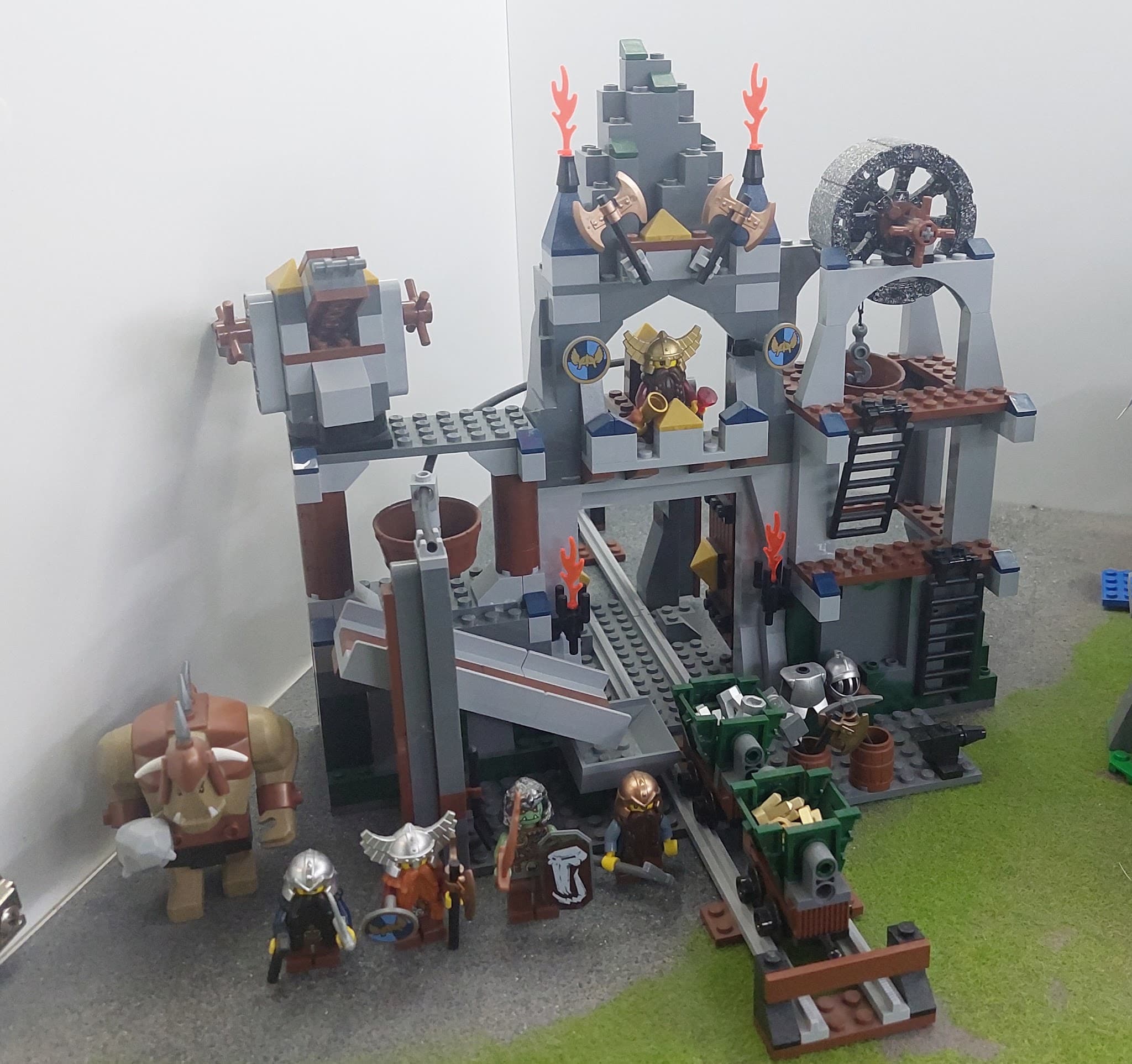 LEGO 7036 Dwarves' Mine