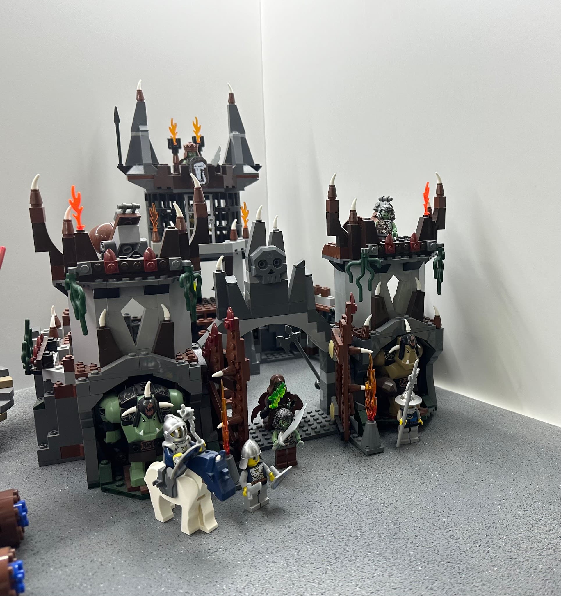 LEGO 7097 Trolls' Mountain Fortress