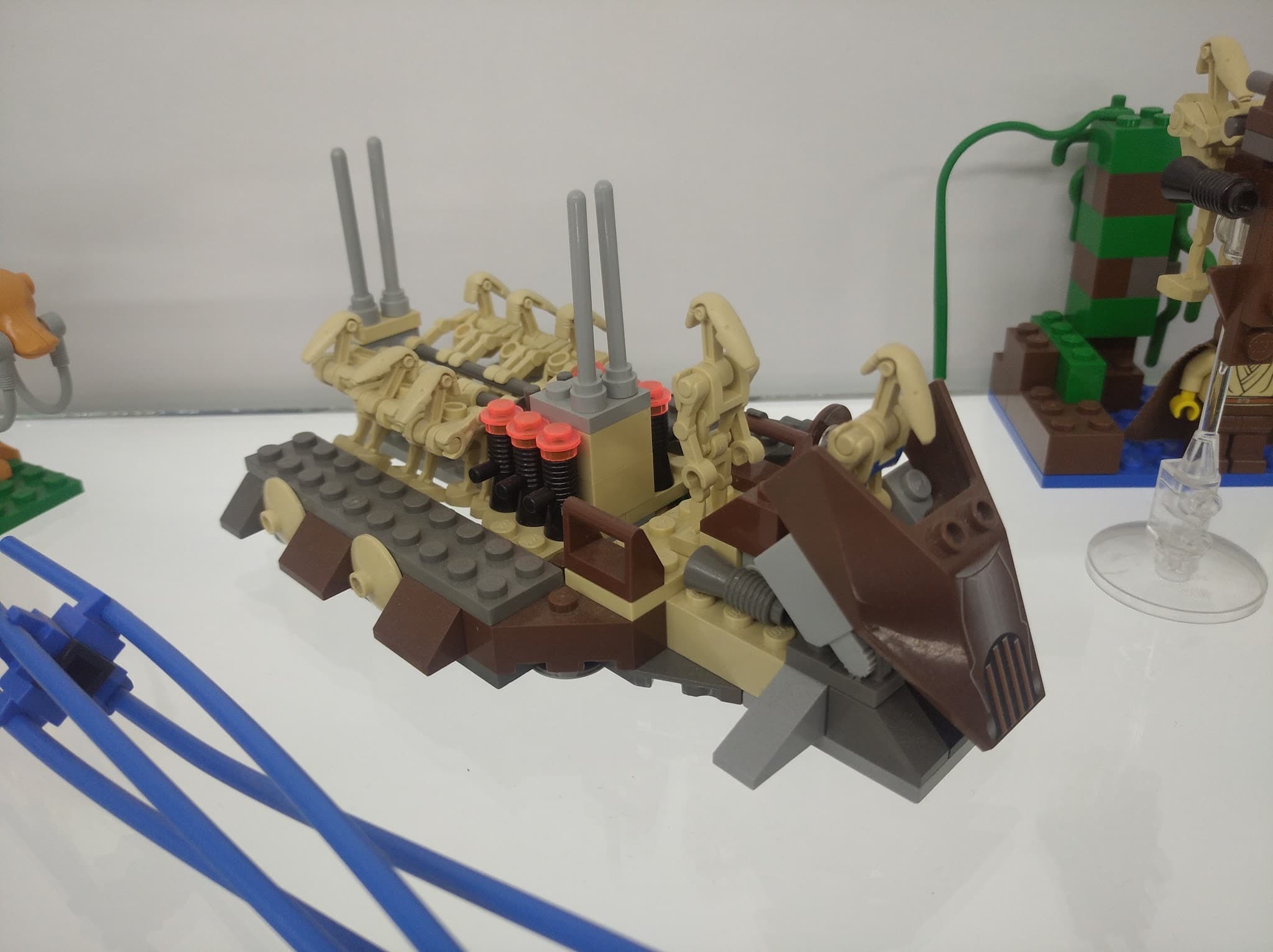 LEGO 7126 Battle Droid Carrier