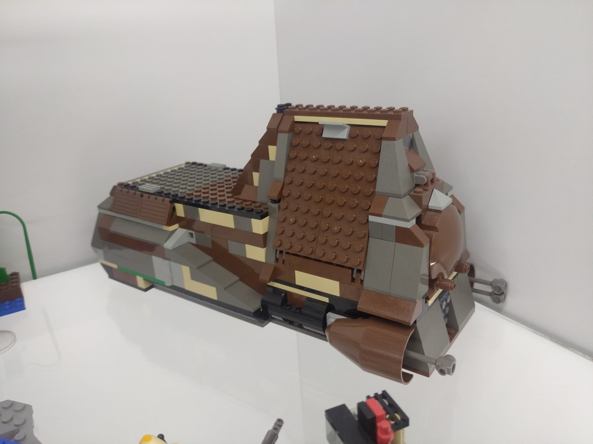 LEGO 7184 Trade Federation MTT