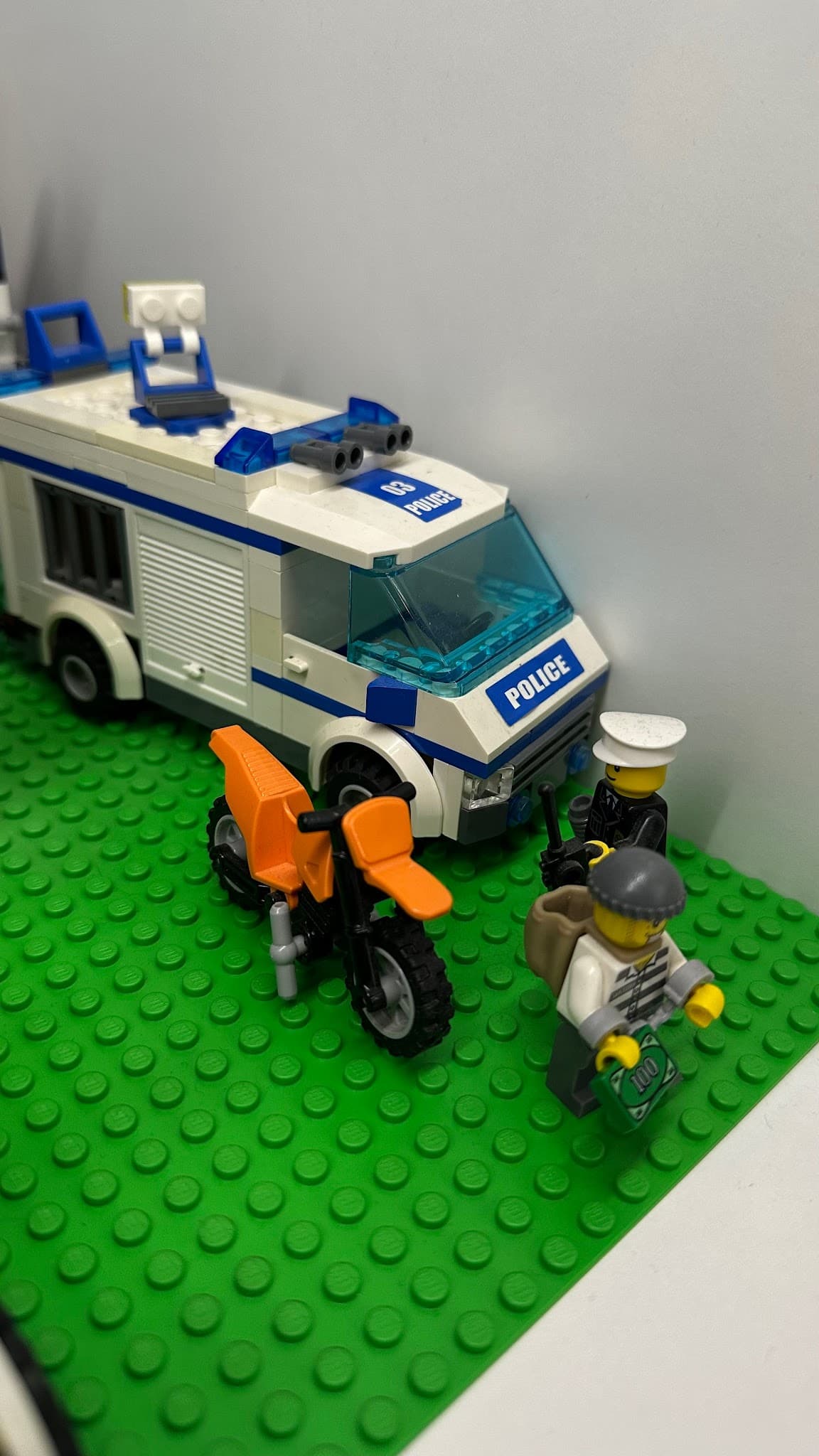 LEGO 7286 Prisoner Transport