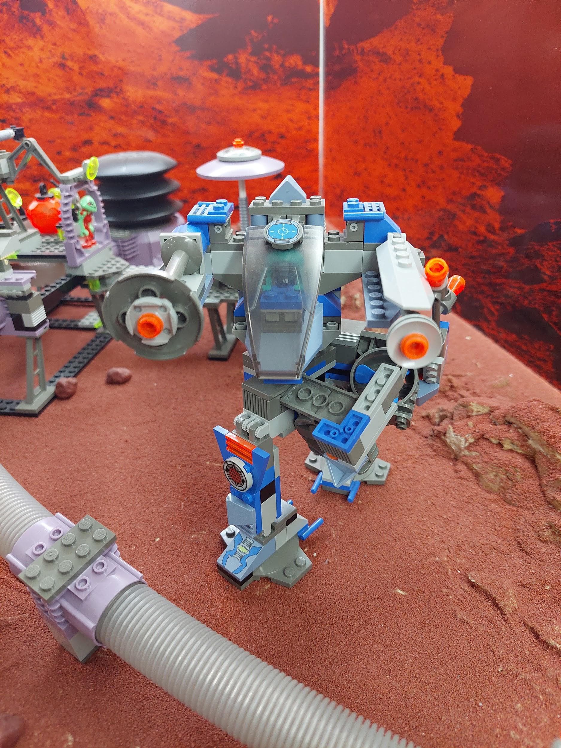 LEGO 7313 Red Planet Protector