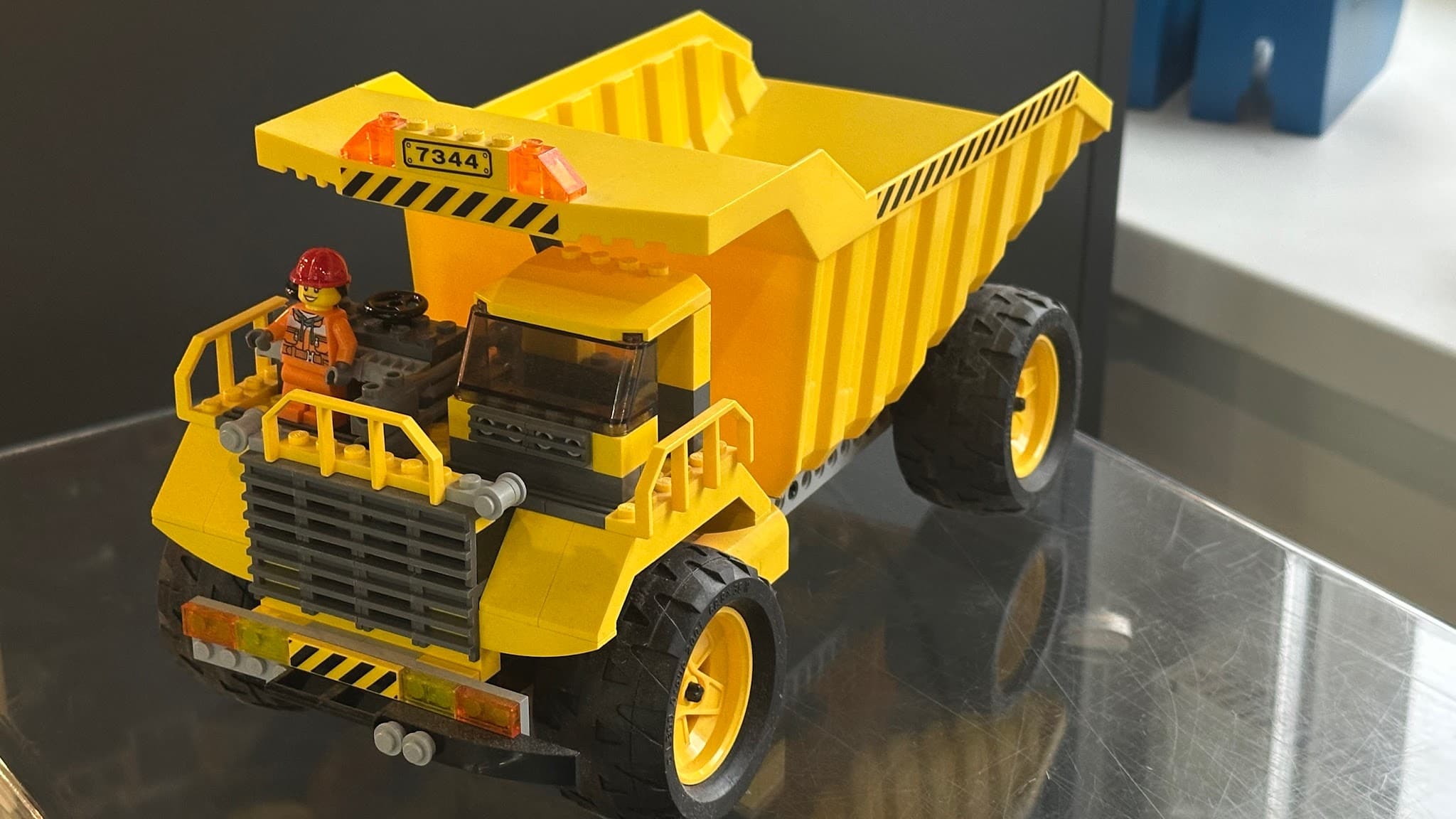 LEGO 7344 Dump Truck