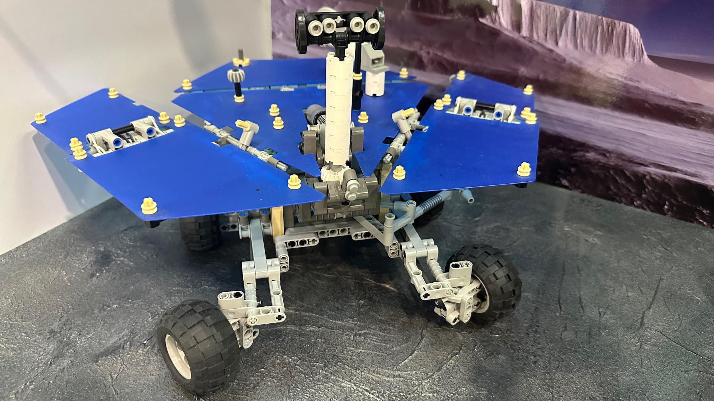 LEGO 7471 Mars Exploration Rover