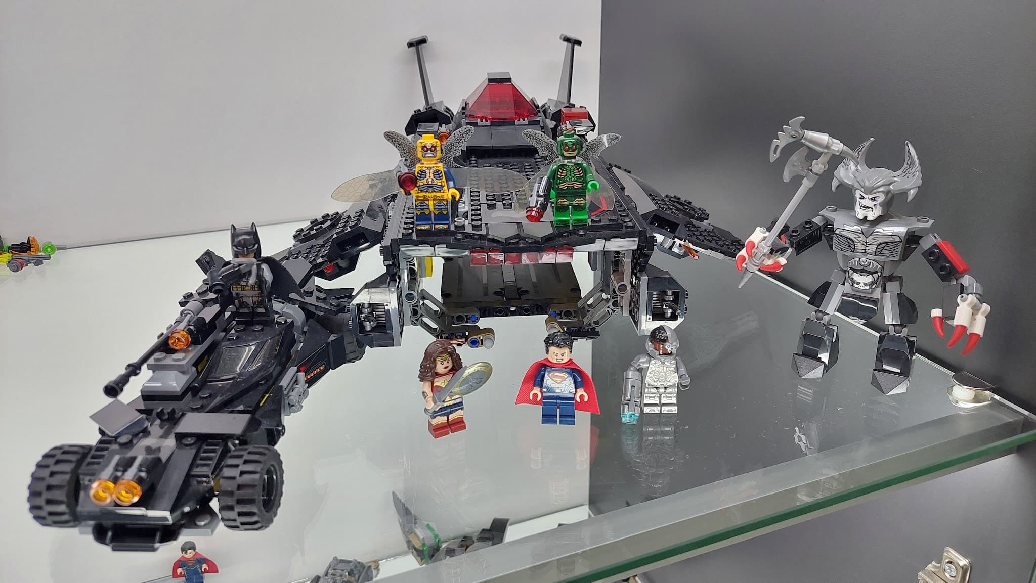 LEGO 76087 Flying Fox: Batmobile Airlift Attack