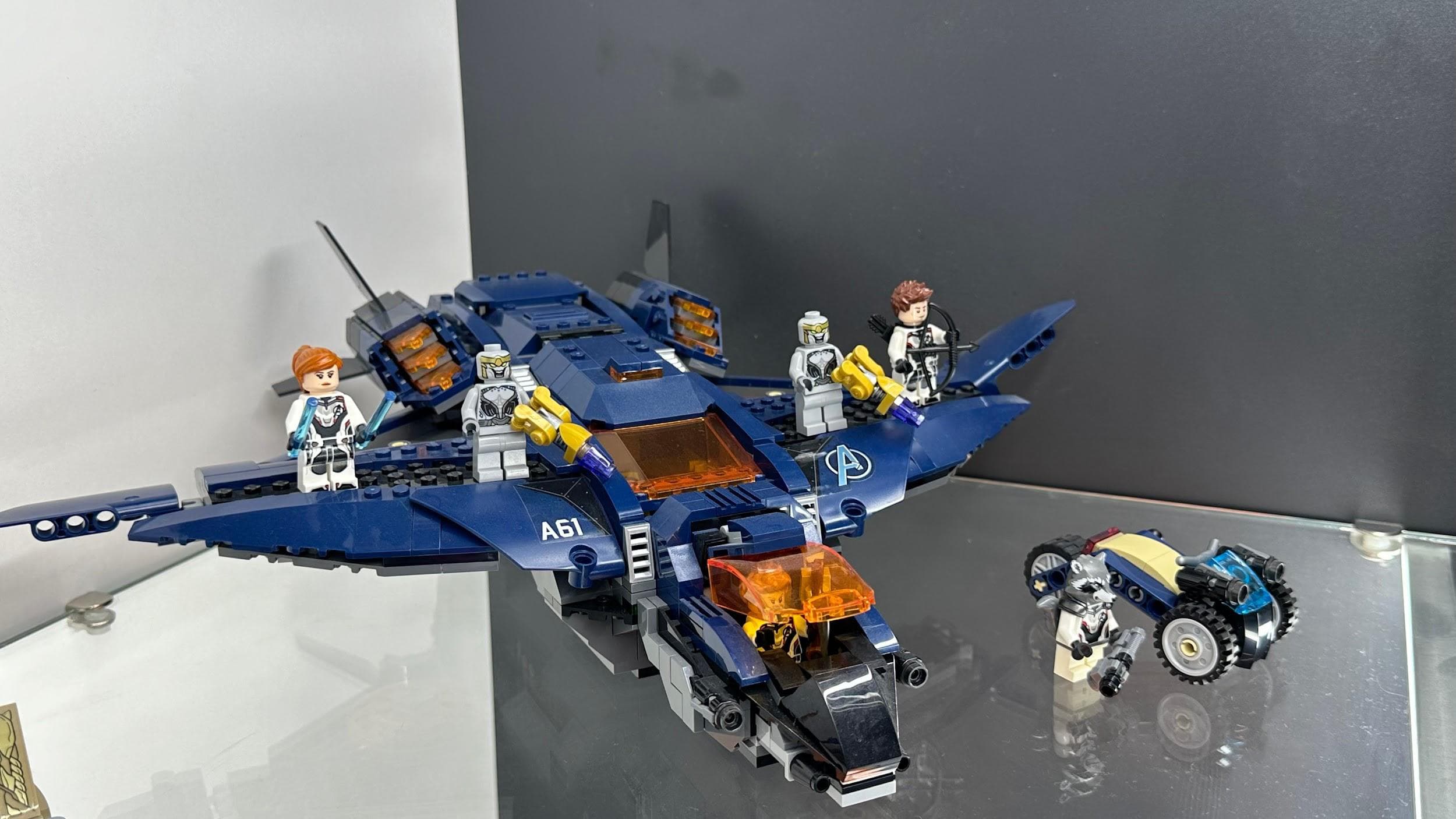 LEGO 76126 Avengers Ultimate Quinjet