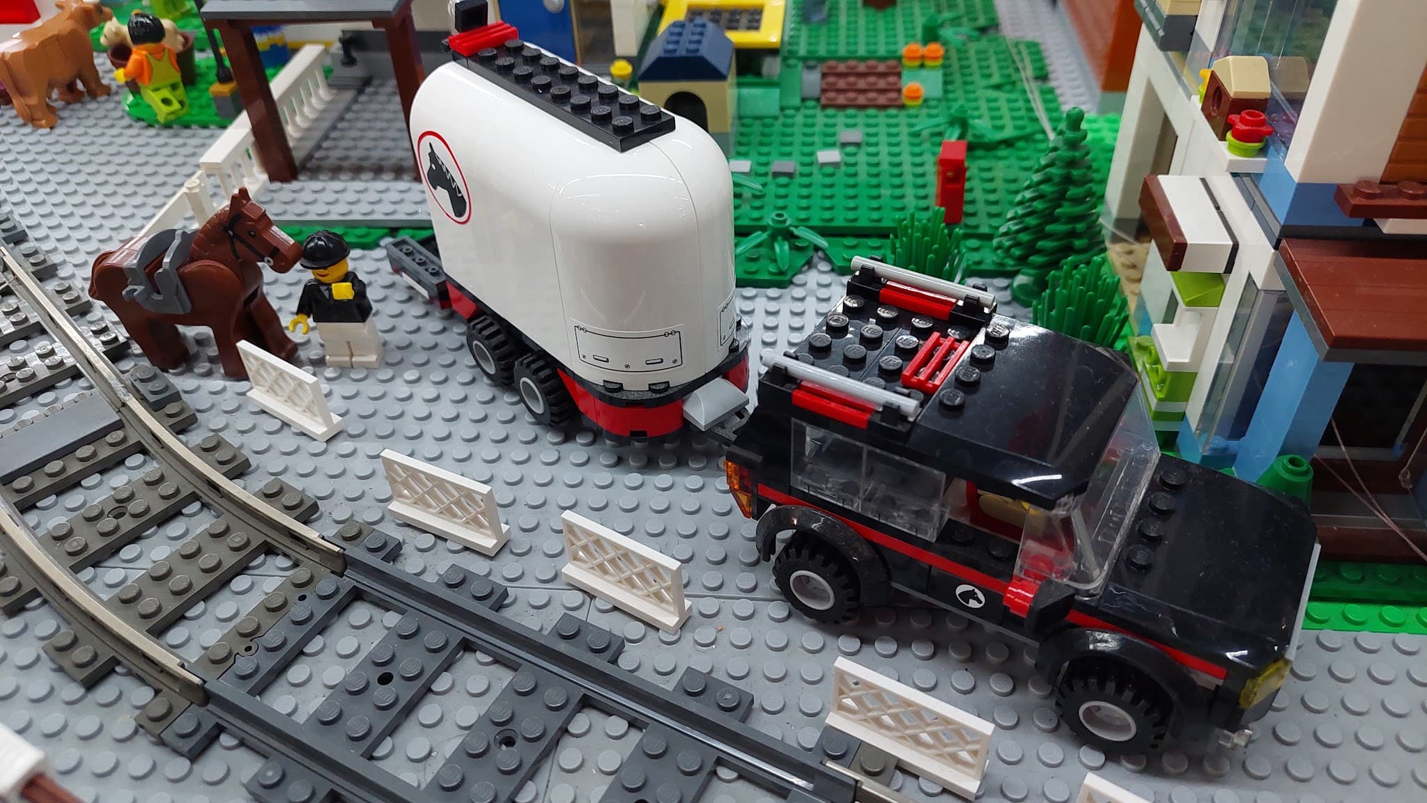 LEGO 7635 4WD with Horse Trailer