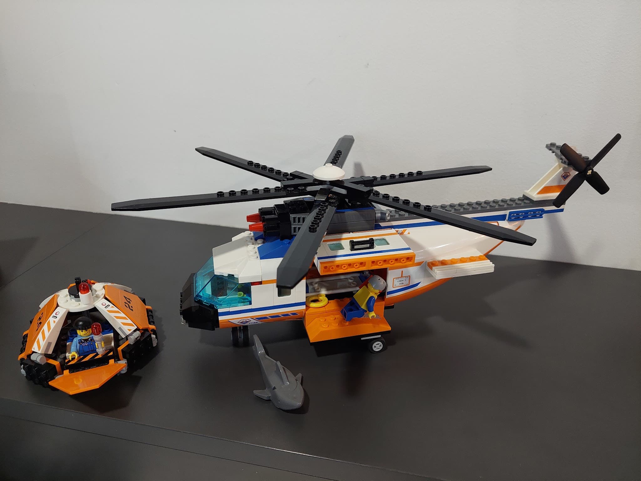 LEGO 7738 Coast Guard Helicopter & Life Raft