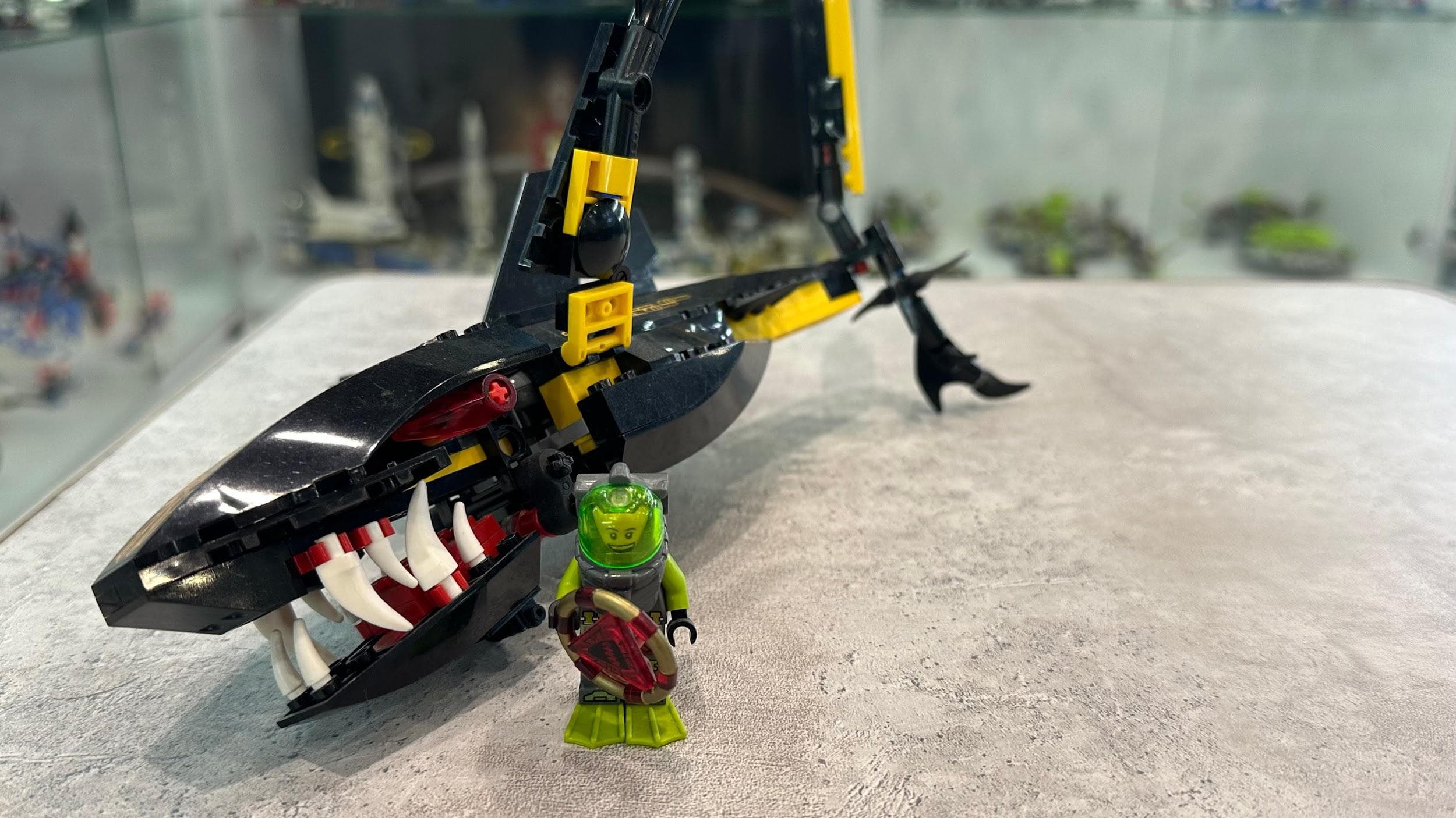 LEGO 8058 Guardian of the Deep