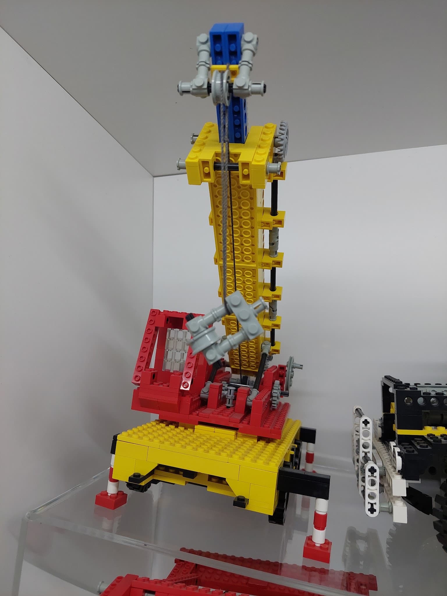 LEGO 855 Mobile Crane