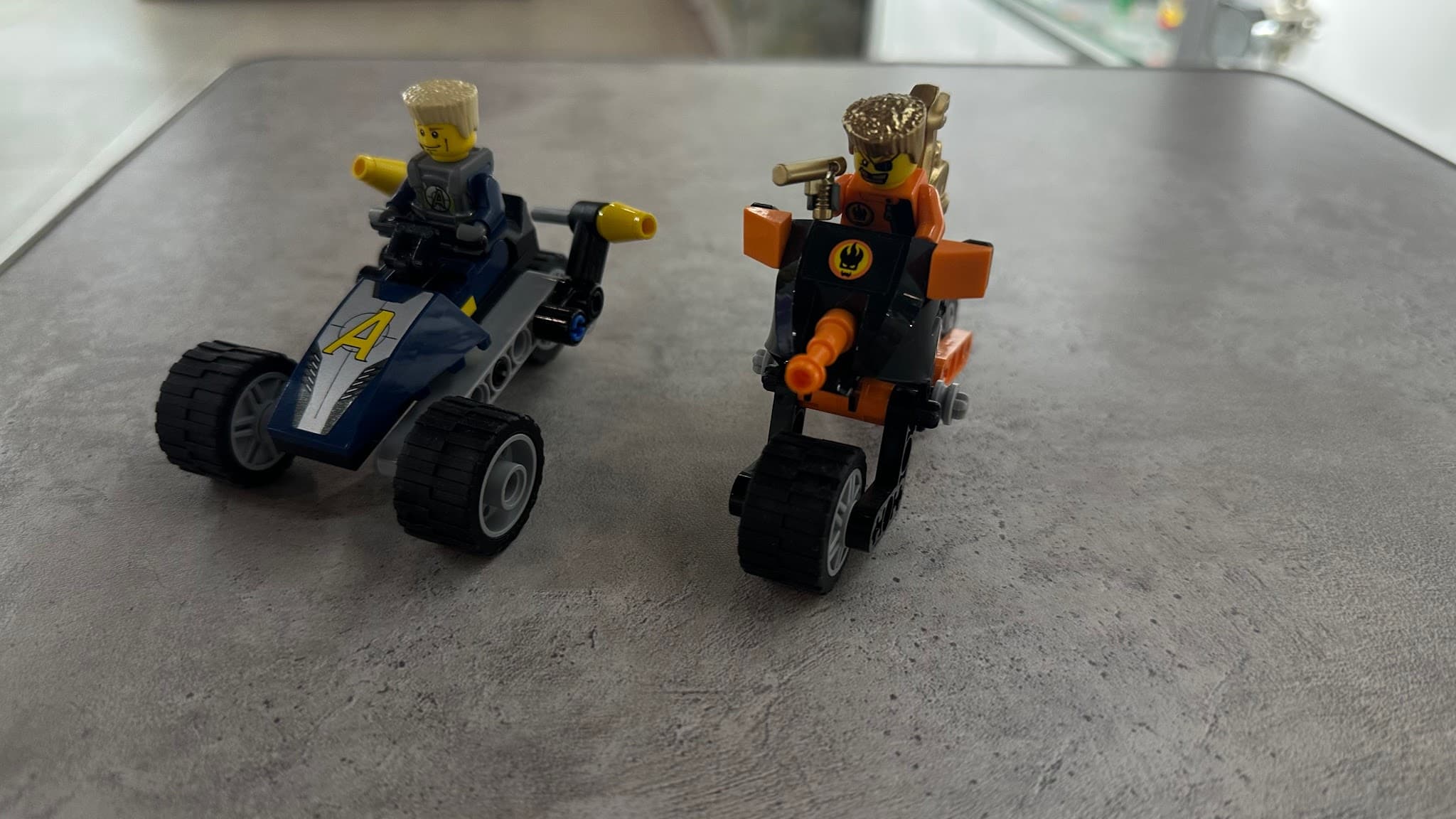 LEGO 8967 Gold Tooth's Getaway