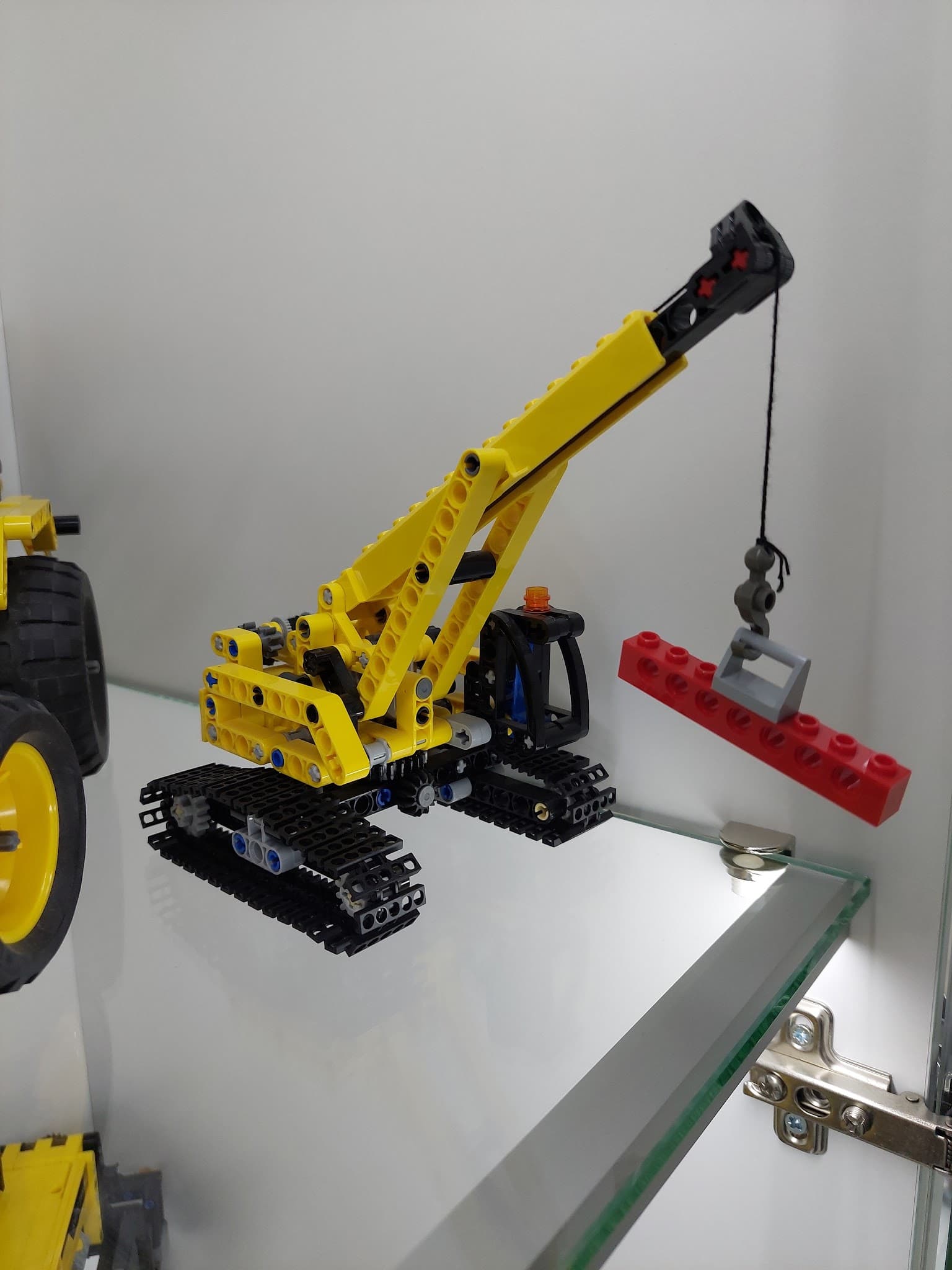 LEGO 9391 Tracked Crane