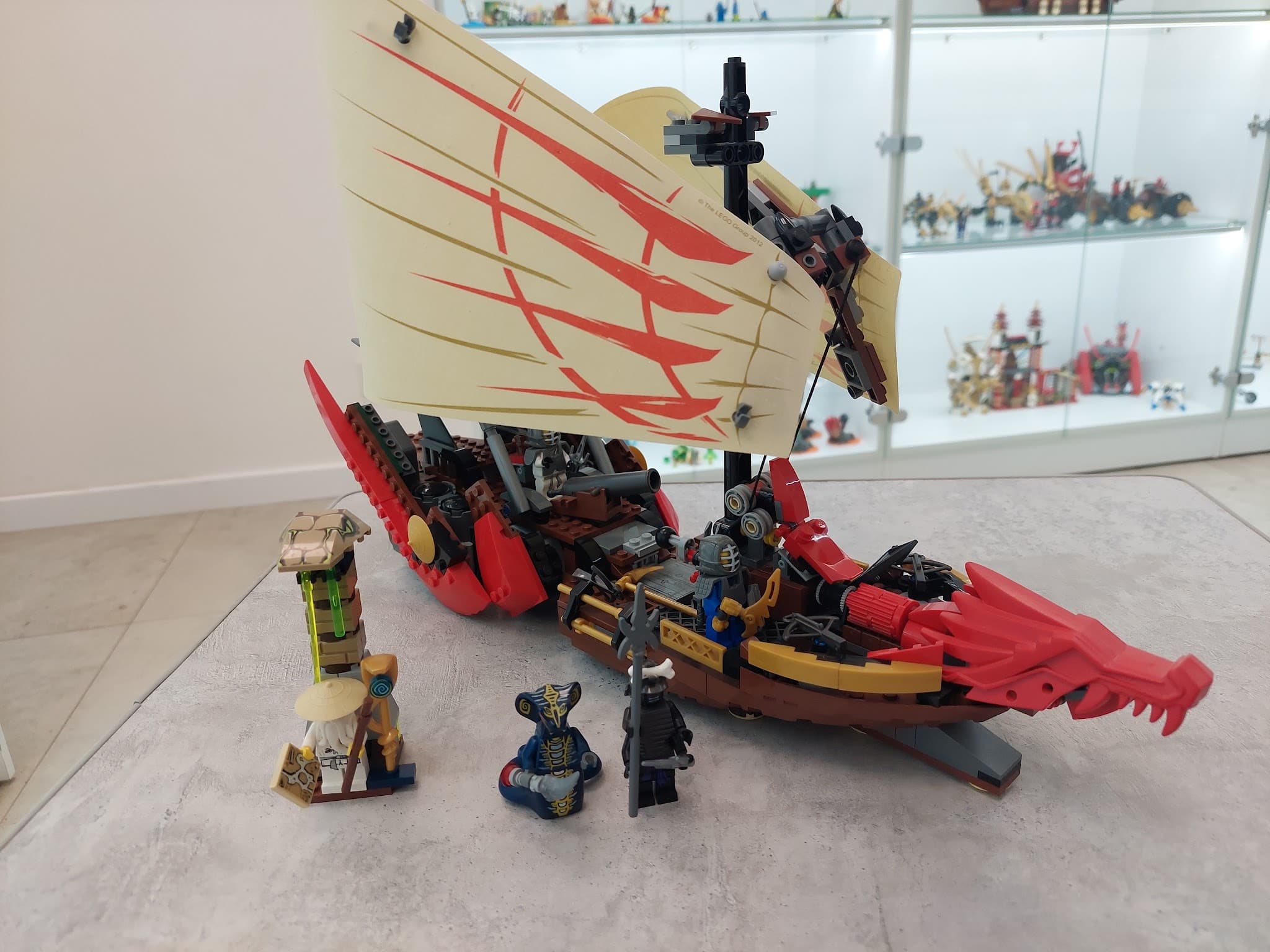 LEGO 9446 Destiny's Bounty