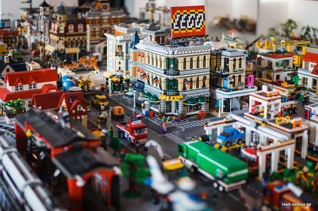Большой LEGO-город в музее Las Legas