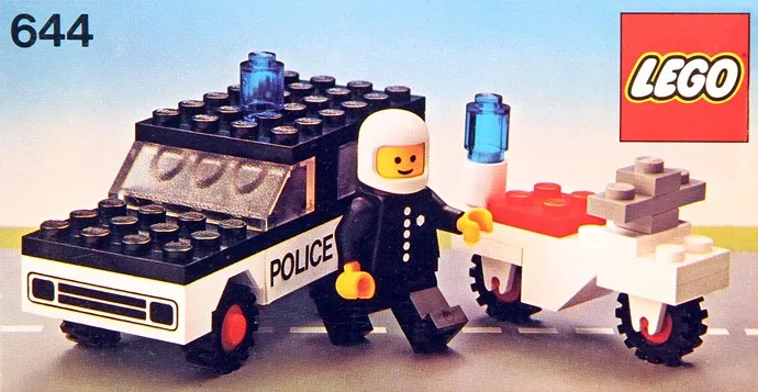 Police Mobile Patrol 644-2, серия Town, 64 детали, 1978 год