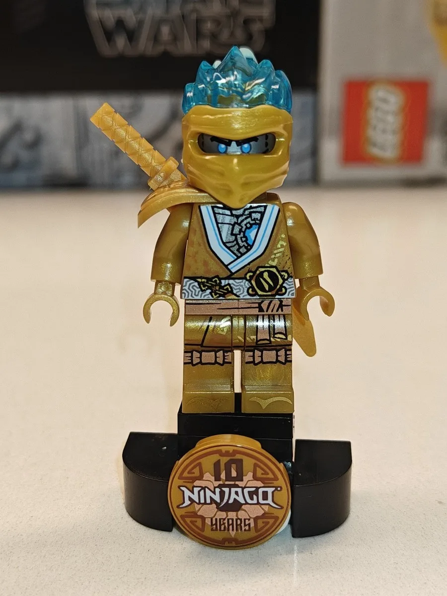 Золотой Зейн: Включён в набор LEGO Ninjago 71739 Ultra Sonic Raider