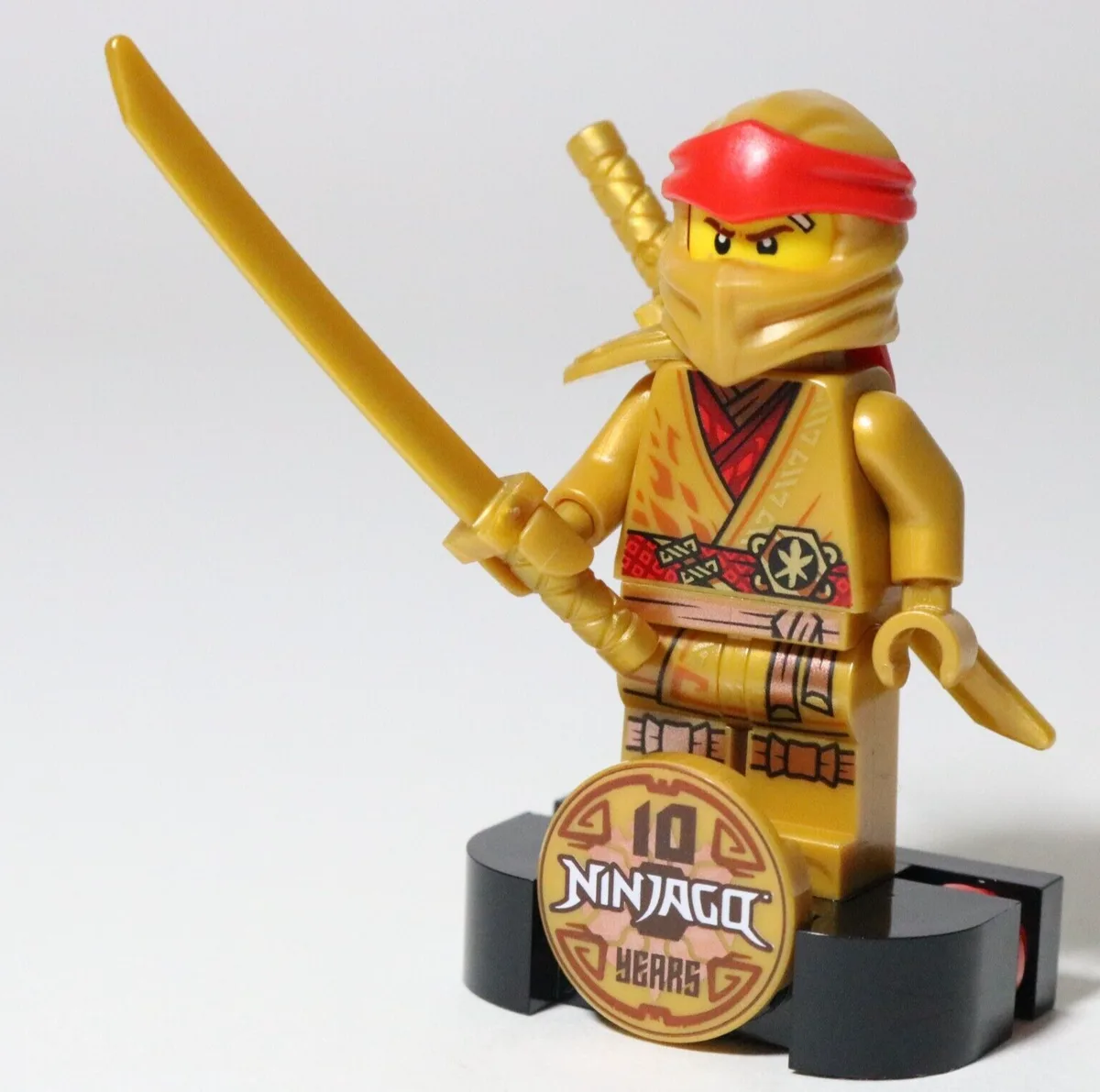 Золотой Кай: Включён в набор LEGO Ninjago 71736 Boulder Blaster