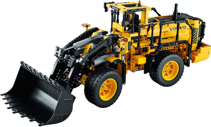 LEGO 42030 Volvo L350F Wheel Loader — экспонат музея Las Legas