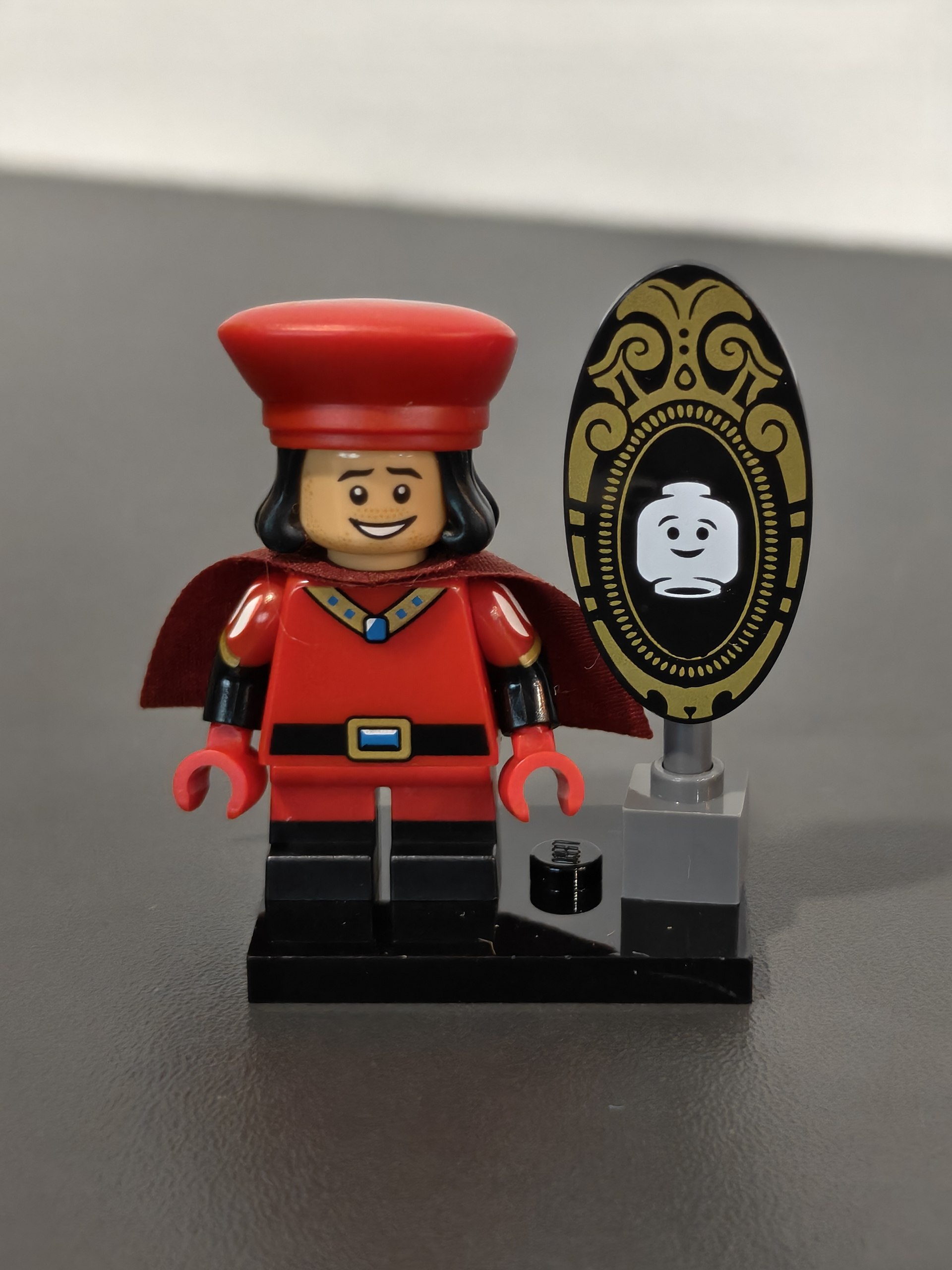 71053-10 Lord Farquaad, Collectible Minifigures · 2026 · 9 деталей